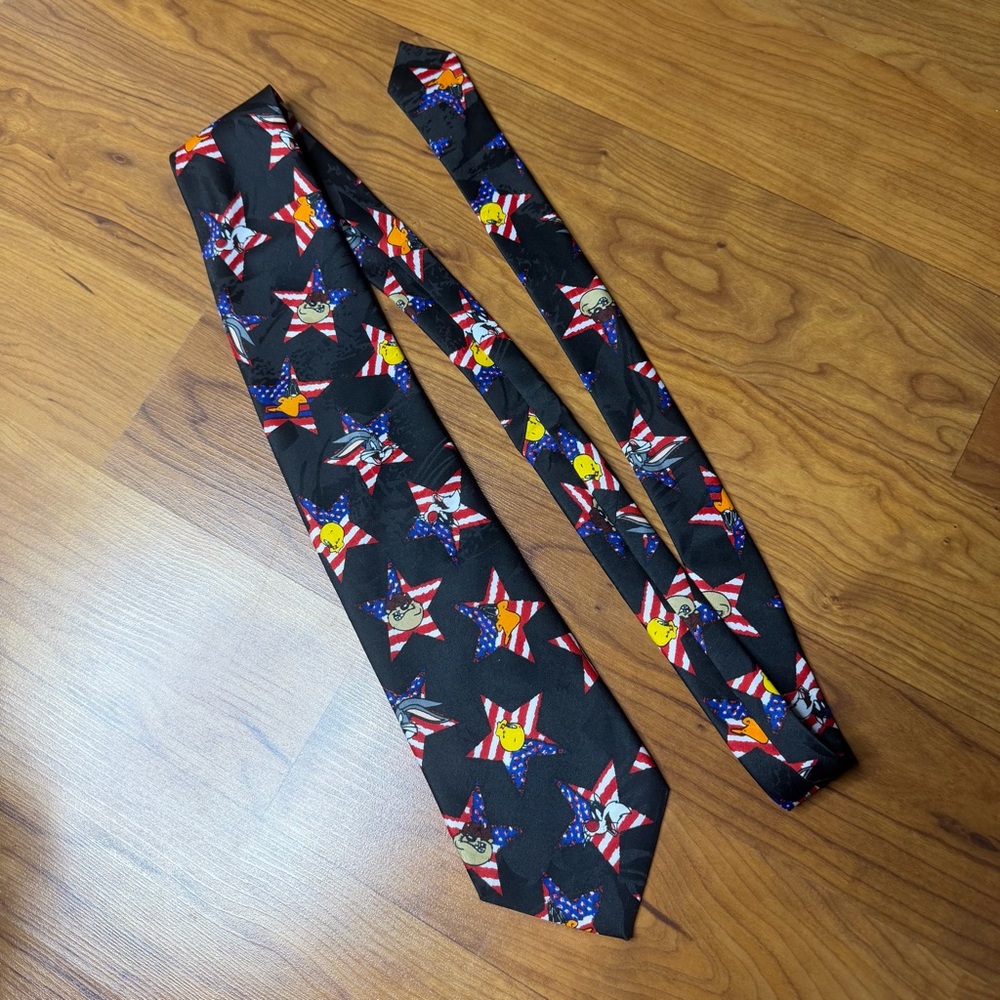 Looney Tunes Mania Men's Tie American Flag Stars 1995 90s Patriotic Warner Bros - Picture 8 of 8
